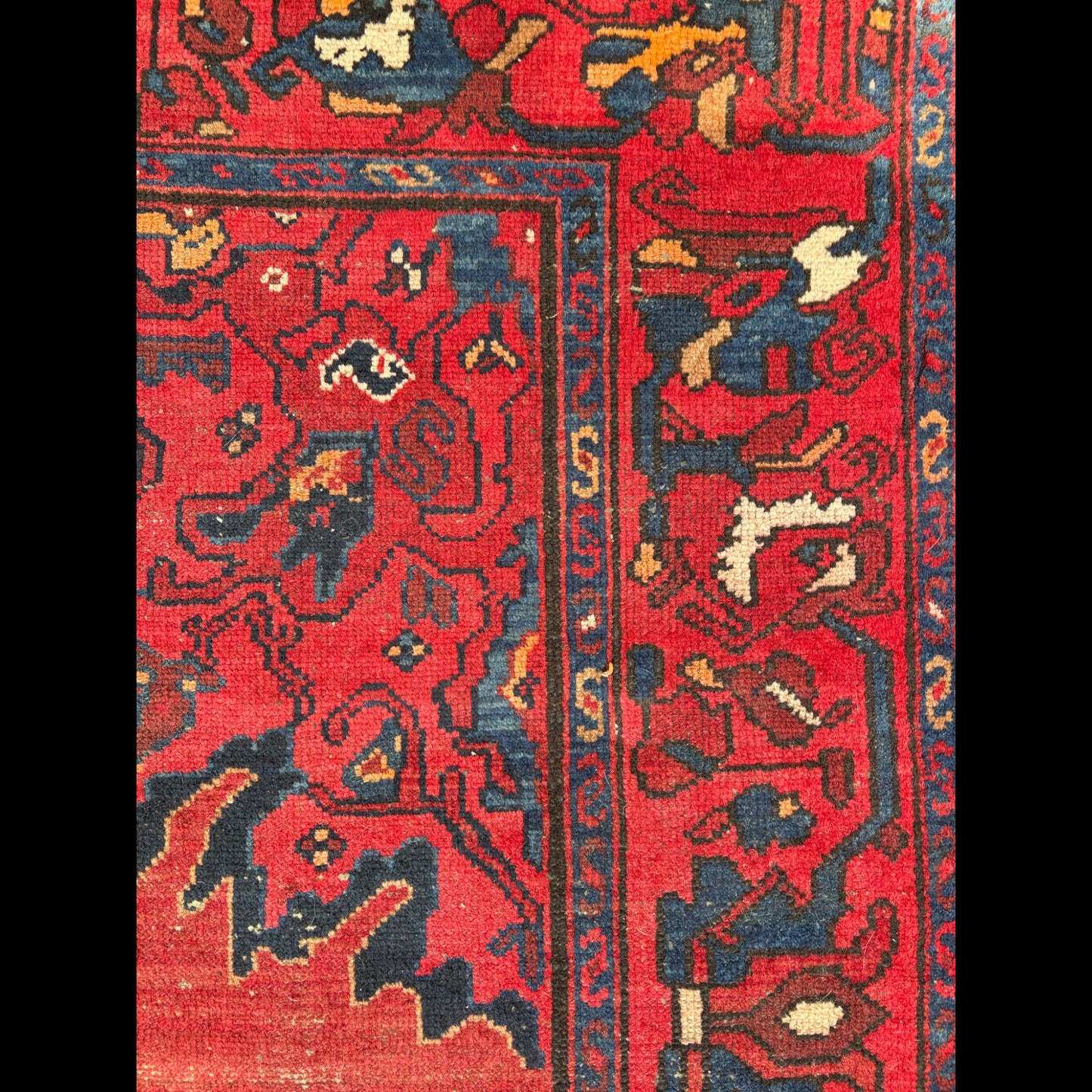 Northwest Persian Heriz Rug - Geometric Medallion