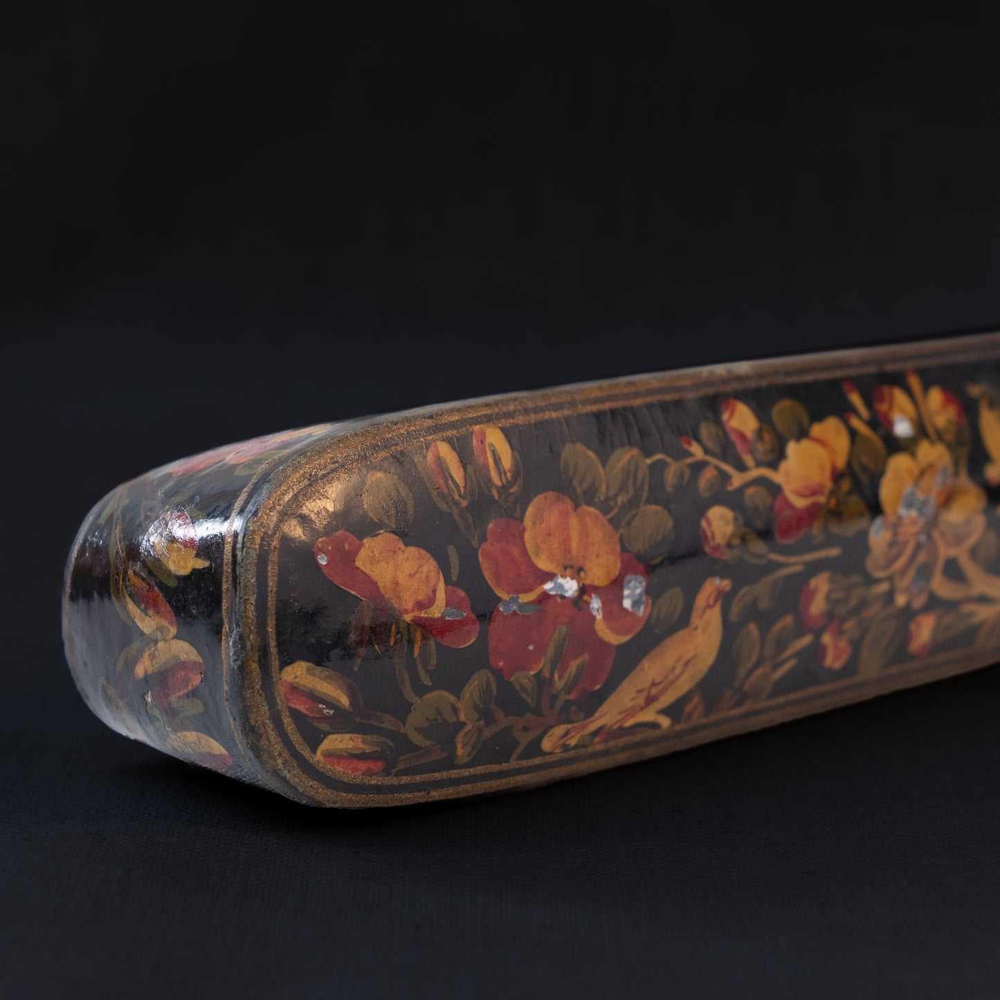 Floral Lacquered Qalamdan with Naturalistic Botanical Painting