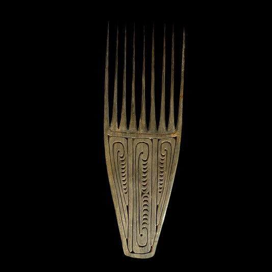 Handcrafted Pacific Islander Hair Comb - Tribal Art